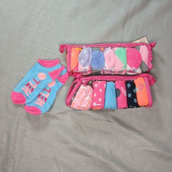 14 Random pr Low Cut Colorful Fashion Socks & Storage Pouch NWT Girls sz: 7-3 - Picture 1 of 3